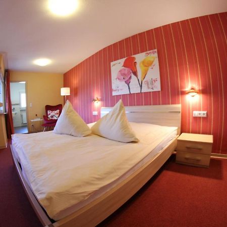 Weinstube Bycastors Hotell Treis-Karden Exteriör bild