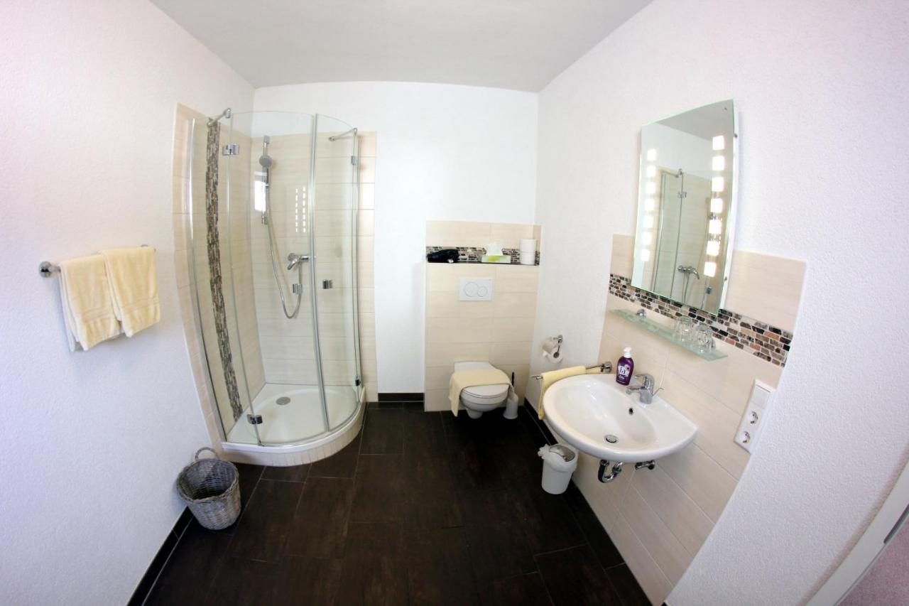 Weinstube Bycastors Hotell Treis-Karden Exteriör bild